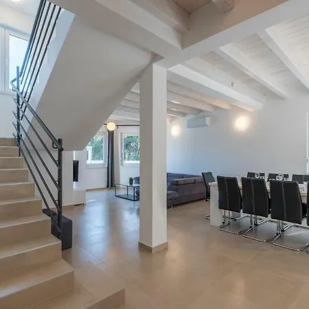 Marisol プレマントゥーラ