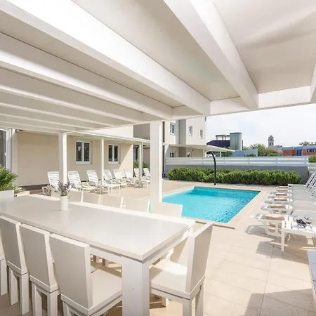 Villa Marisol