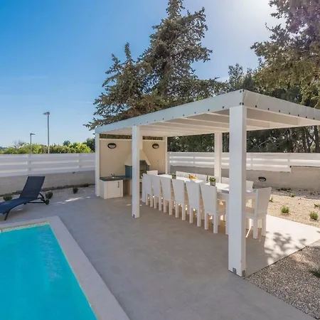 Marisol Вилла Премантура