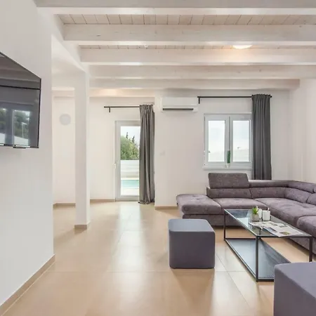 Marisol Премантура